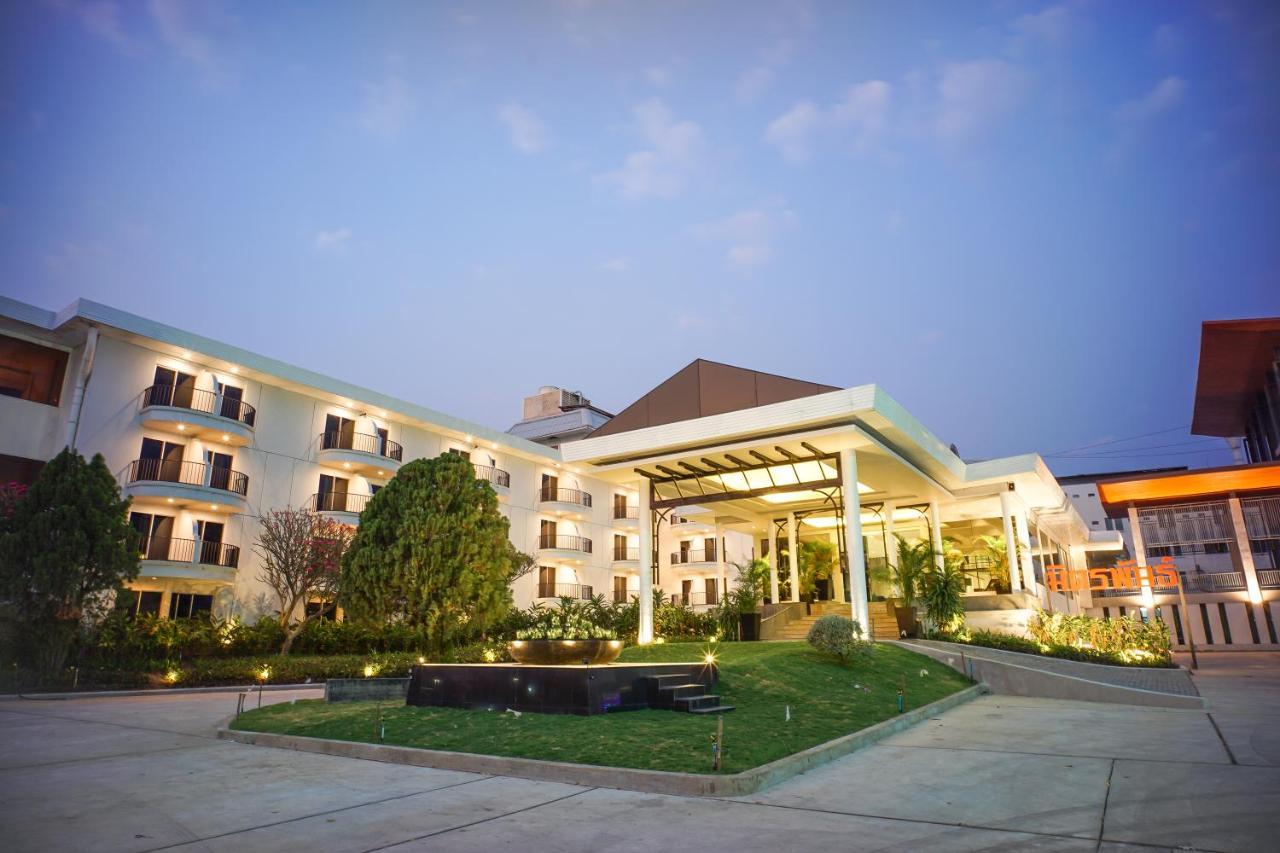 Mittapan Hotel Kanchanaburi Zewnętrze zdjęcie