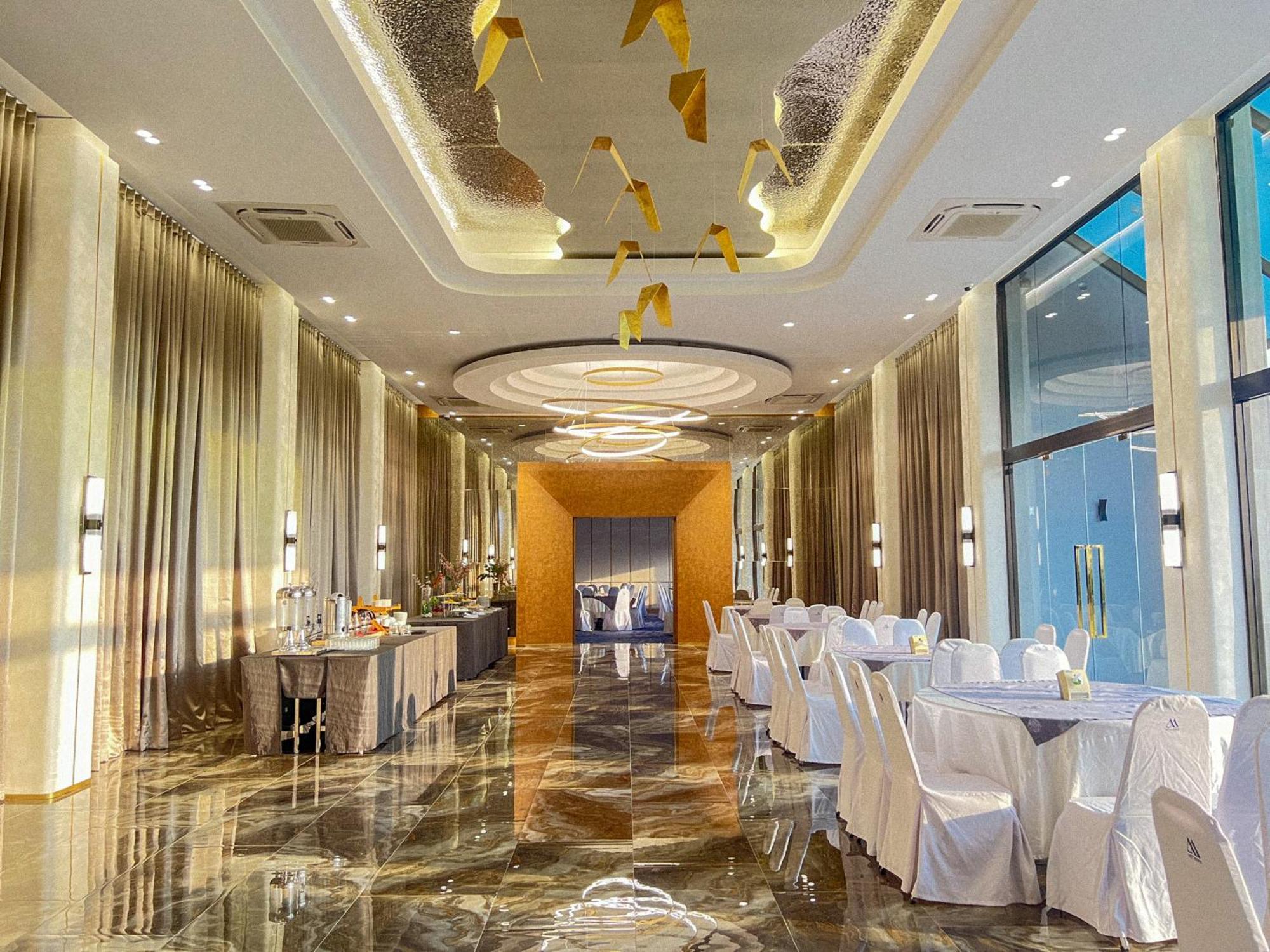 Mittapan Hotel Kanchanaburi Zewnętrze zdjęcie
