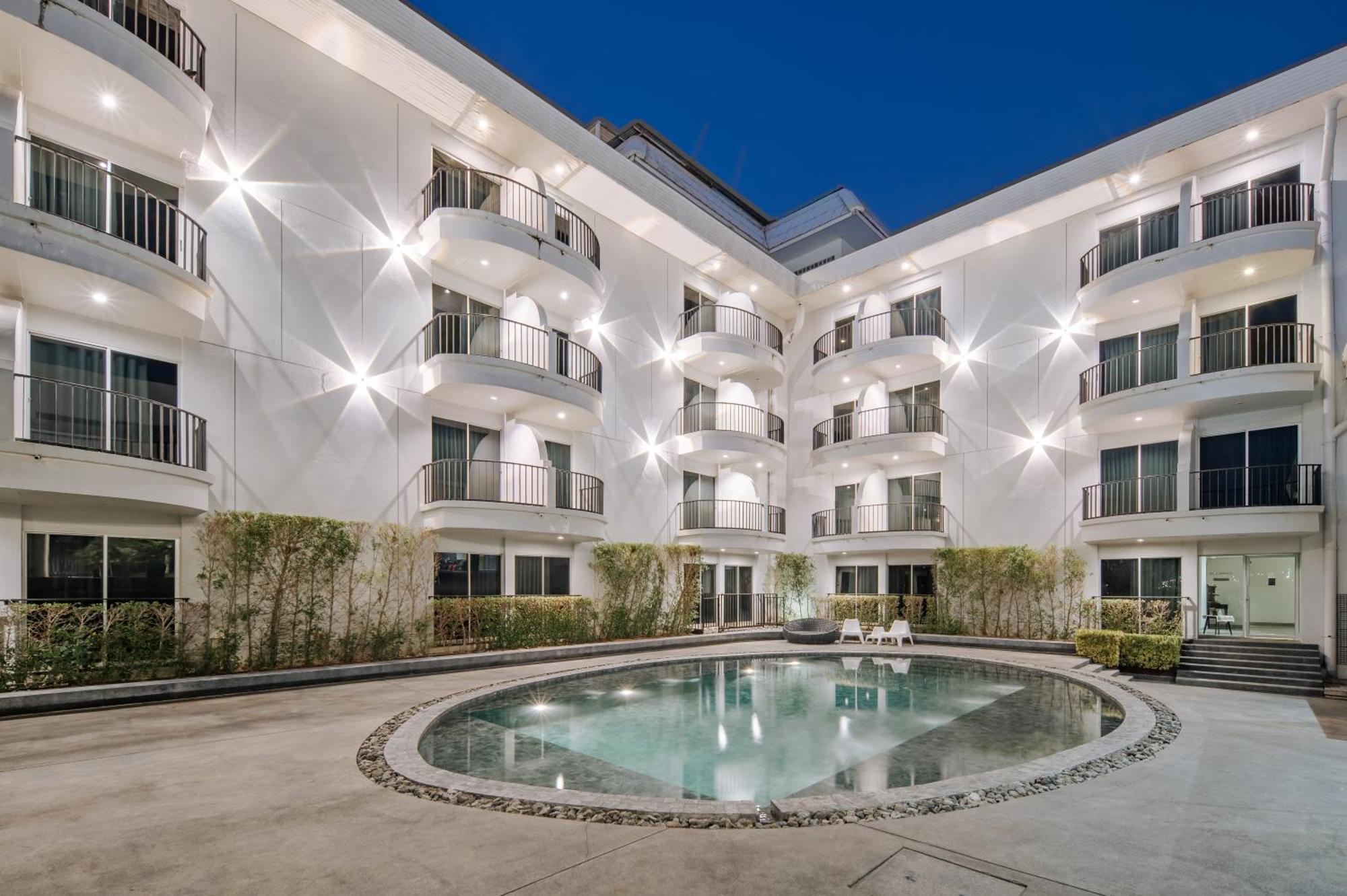 Mittapan Hotel Kanchanaburi Zewnętrze zdjęcie