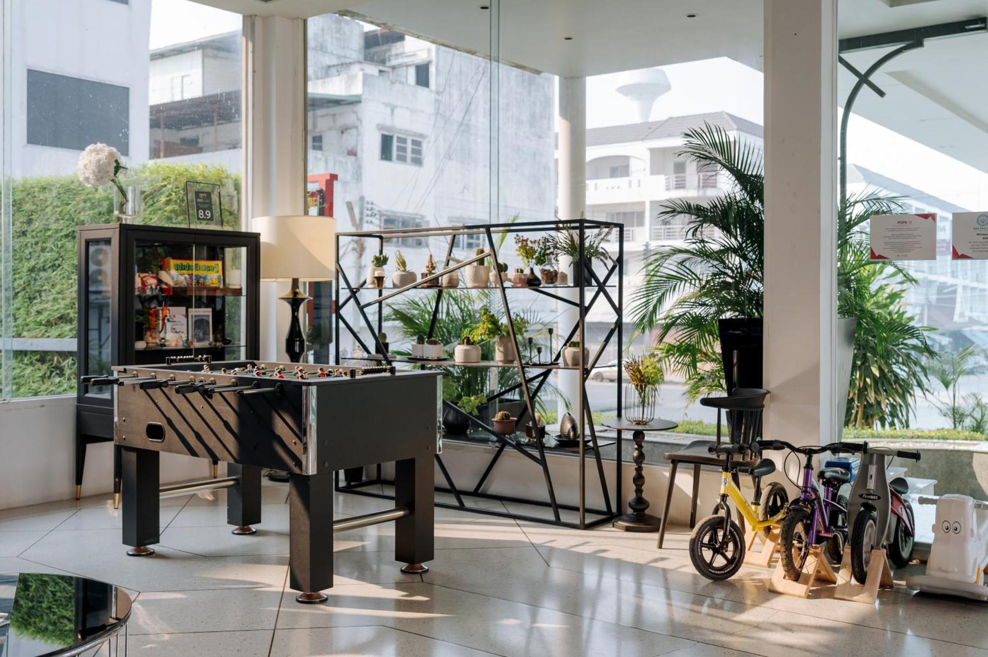 Mittapan Hotel Kanchanaburi Zewnętrze zdjęcie